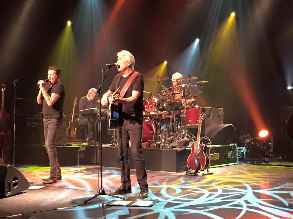 Golden Earring show photo February 09, 2016 Hoorn - Het Park
